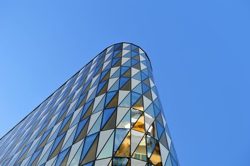 Top Financial Services Industry Trends To Be Aware of in 2025/2026